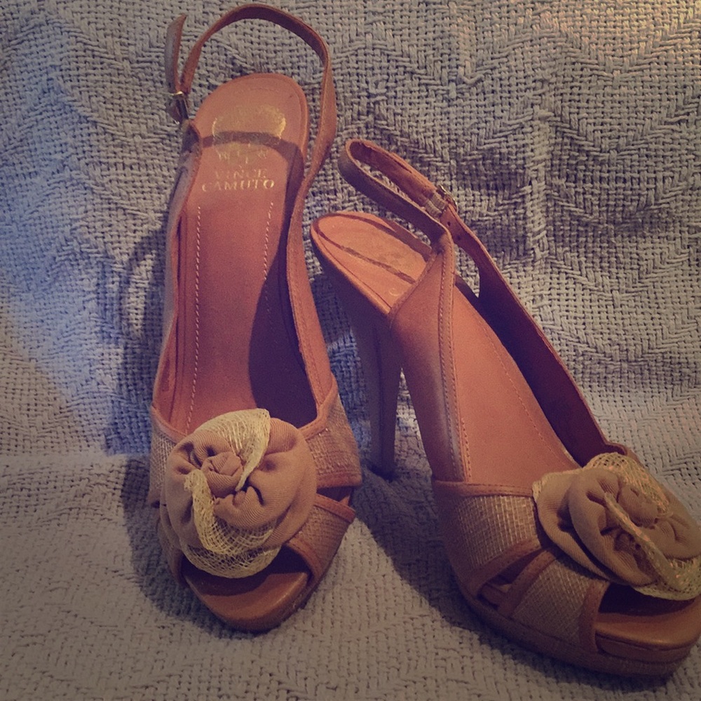 Vince Camuto Mista (Women's